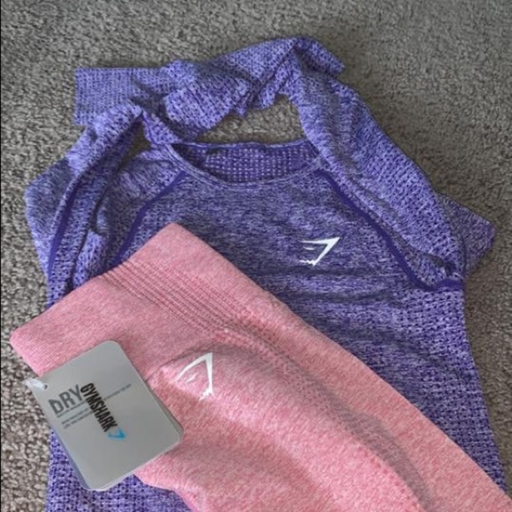 SOLD Gymshark indigo marl vital seamless crop